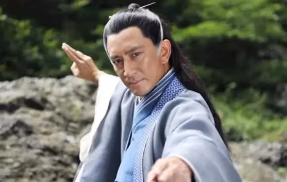 他曾是億萬影帝!所有家產「被21歲妻子」七年敗光 又花「千萬爭撫養權」和女兒住廉價房