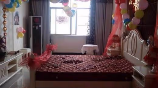 小姑子偷偷結婚，公婆瞞著兒媳，兒媳出差回來，看到妹夫愣住了