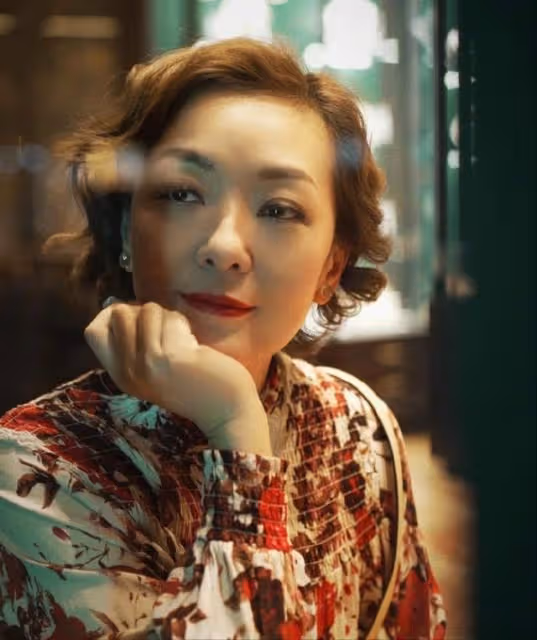至今單身!53歲前TVB女星曬落淚演技獲贊,內地發展賺到盆滿缽滿
