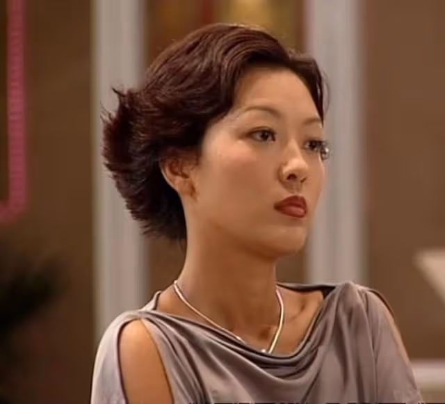 至今單身!53歲前TVB女星曬落淚演技獲贊,內地發展賺到盆滿缽滿
