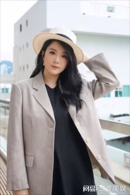 39歲苟芸慧近況曝光,嫁入豪門4年被傳婚變,曾與郭富城傳緋聞