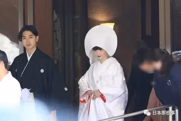 「最強星二代」夫妻，分居了？！