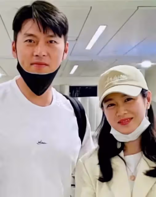蜜月胖三斤?玄彬和孫藝珍婚後「首次同框」,女方臉蛋圓潤笑容甜蜜,網友:她嫁給了愛情