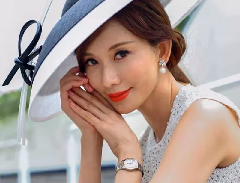 47歲林志玲生子3個月「再曝喜訊」!選擇寫書送給小兒子,初談為人母感受,感謝當初從未放棄