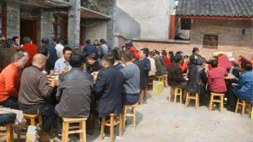 女婿接我去城裡看病，半夜聽到女婿跟女兒的對話，我老淚縱橫