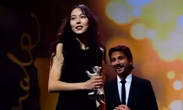 7年了!渣男和最強小三還沒分手?老婆在看著呢……