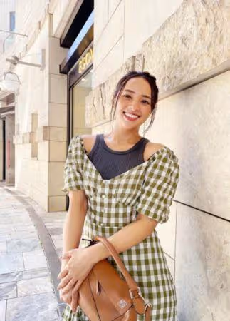 知名導演遭曝3惡行!片場狠踹助理、甜美女星「被逼下跪」