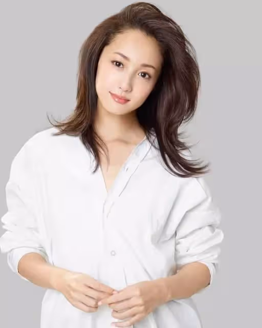 「一公升的眼淚」女主角澤尻英龍華,沐浴在批評聲中的日本女神