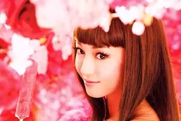 「一公升的眼淚」女主角澤尻英龍華,沐浴在批評聲中的日本女神