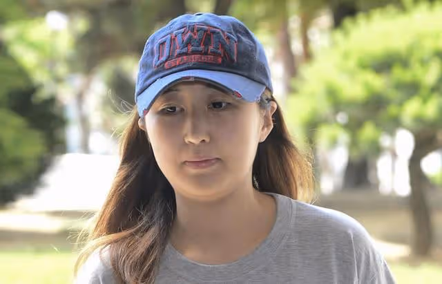 迷戀宋仲基挪用國家公款,朴槿惠被閨蜜牛郎送入獄,如今東山再起