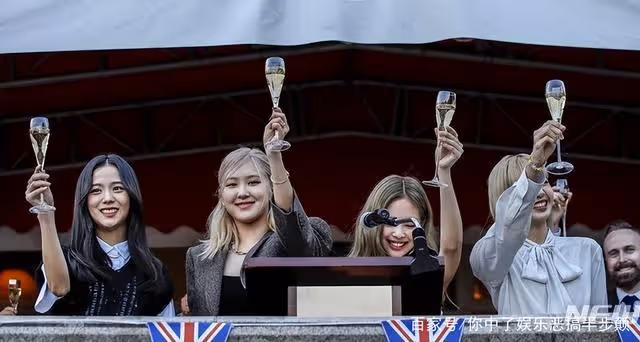 BLACKPINK參加伊莉莎白二世登基70周年慶祝活動,韓網友:太美了