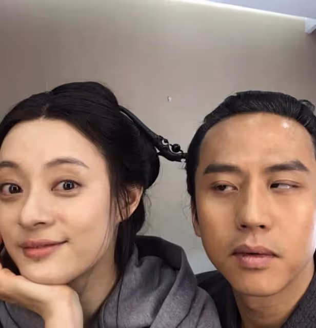 孫儷深夜發文官宣離婚，因鄧超出軌家暴？她曬恩愛日常闢謠