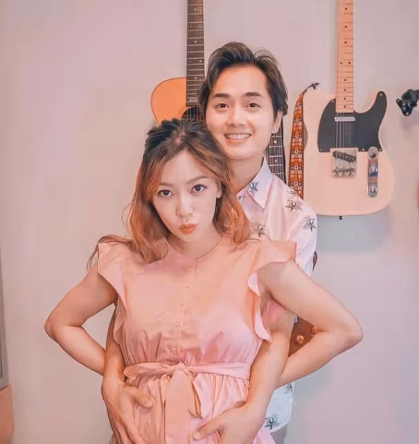 恭喜！TVB前知名女星懷孕9個多月臨盆在即，曬孕肚照身材豐滿