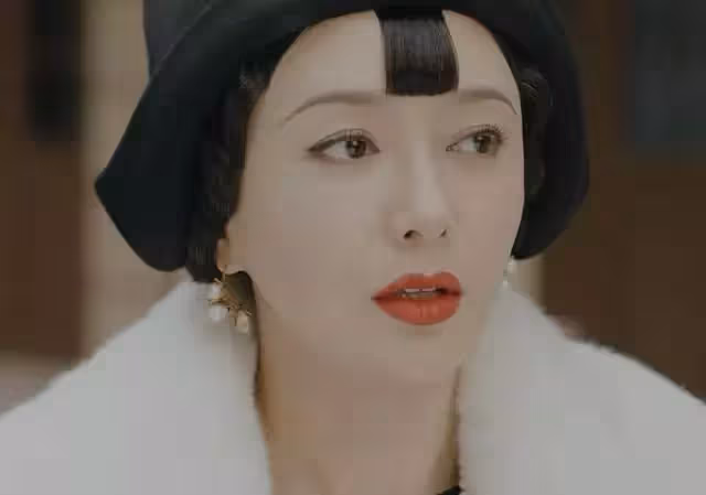 同樣演「豪門千金」,把秦嵐、吳謹言放一起看:差別就出來了!