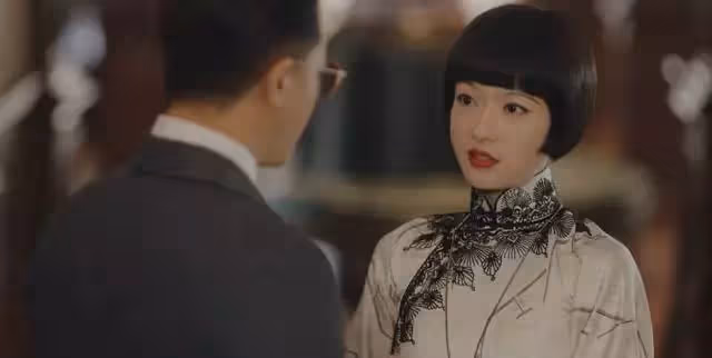 同樣演「豪門千金」,把秦嵐、吳謹言放一起看:差別就出來了!