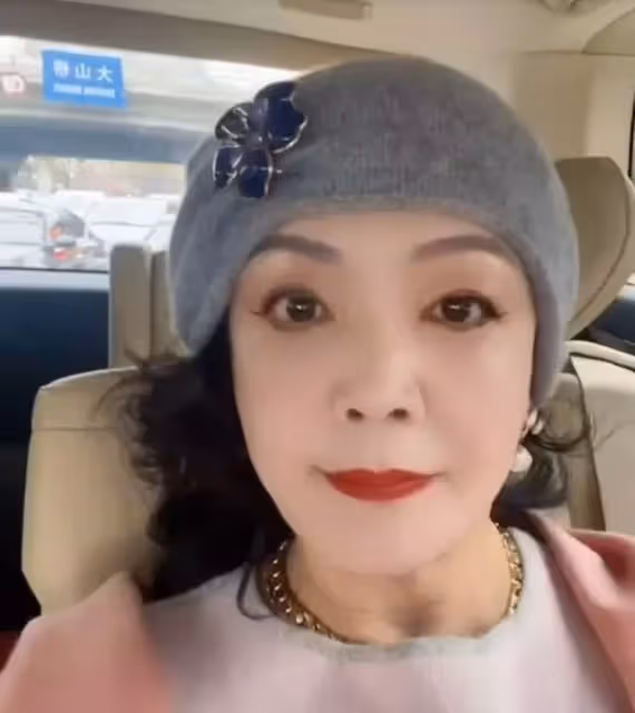 汪小菲張穎穎被曝已經同居!張蘭替兒子「否認」戀情,憤怒吐槽:她不是好女人,就是個臭蟲