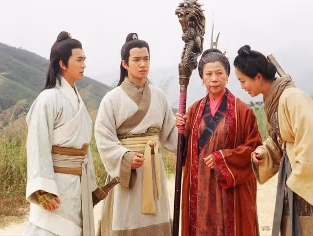 捱出頭,前TVB實力男星升做男一,遊走三台工作不斷成大贏家