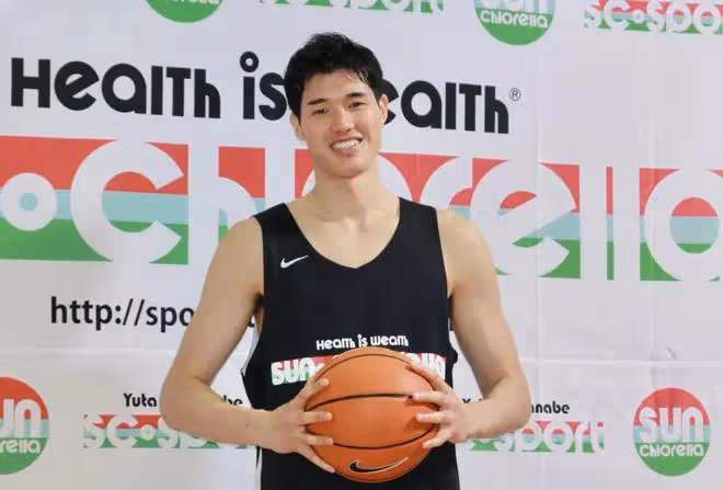 官宣!日本女明星久慈曉子宣布與NBA球星渡邊雄太訂婚