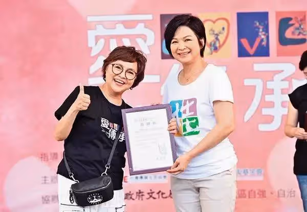 哽咽求救撐不下去 影后楊貴媚「豪邁拿出200萬」急救前輩同行,善舉曝光「反謝」對方:「我是在報恩」
