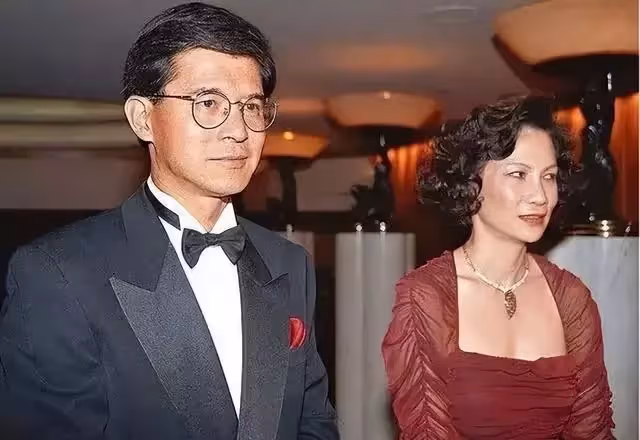 陪他白手起家!他為娶「最美港姐」拋棄髮妻 兒子拒絕繼承百億家產「連結婚都不請他」