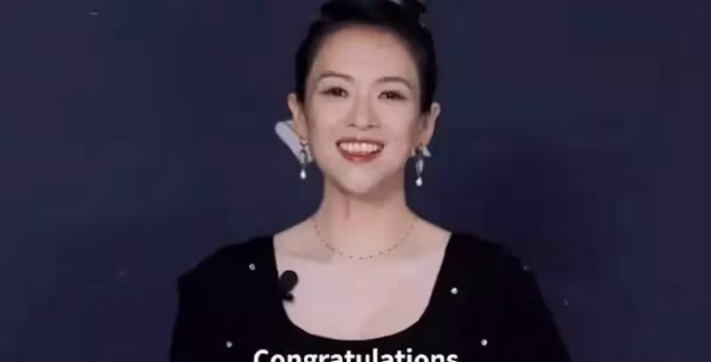 章子怡戛納全英文致辭真霸氣！穿黑裙顯東方美，太給亞洲女性長臉
