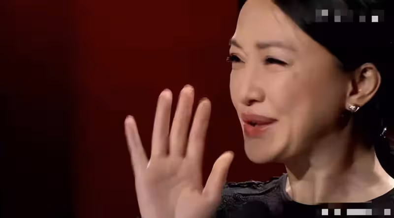 「人生贏家」阿雅:綜藝和劉德華辦婚禮,後嫁活佛老公收獲幸福,最不起眼的阿雅,反倒成為了人生贏家