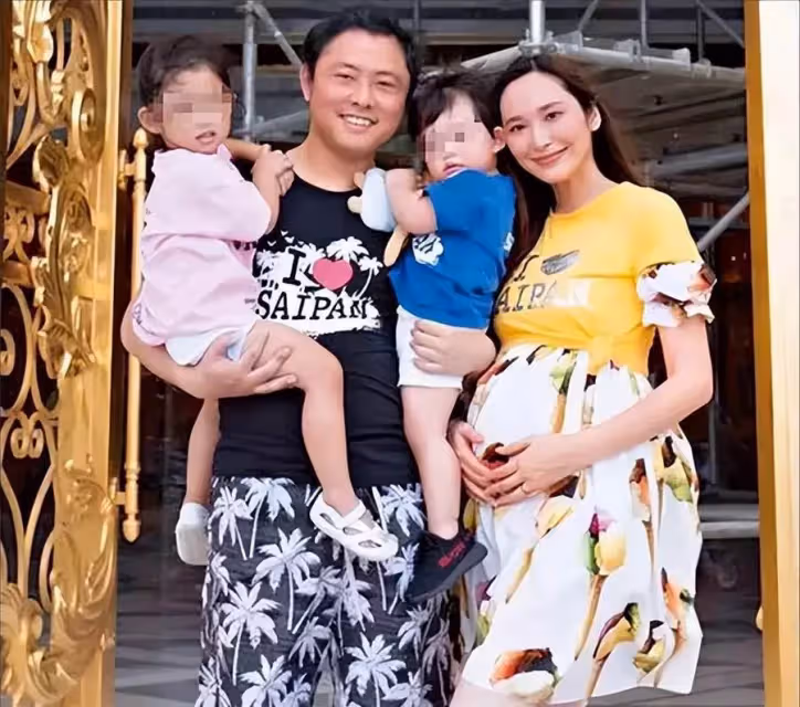 吳佩慈分享美食,向外界展現奢華的生活,比洗米嫂過得滋潤