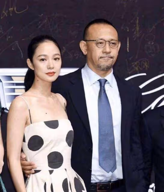 被導演娶走的9位女星,個個貌美如花 、氣質非凡,導演:賺了