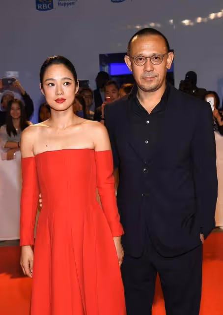 被導演娶走的9位女星，個個貌美如花 、氣質非凡，導演：賺了