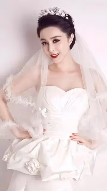范冰冰當年婚紗照曝光,五官絕美到落淚,一生真愛難求太可惜!