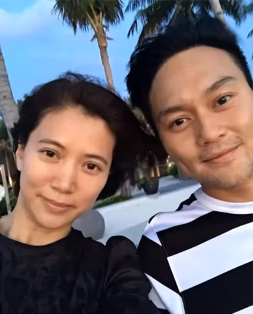 袁詠儀曬照皮膚「保鮮」似少女,癢膚秘訣竟和丈夫有關,結婚18年仍如初戀羨煞眾人