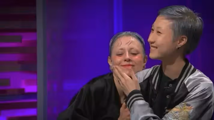 為女兒向成龍要錢?吳綺莉深夜發文:對孩子傷害太大,她是無辜的