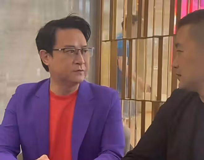 郭晉安曬珍藏舊照一臉青澀，羅嘉良氣場大溫兆倫俊朗，李婉華美艷