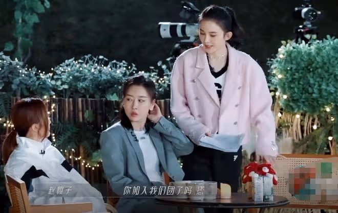 趙櫻子認錯阿嬌後發文，用楊超越的哭照引熱議，網友：戲真多