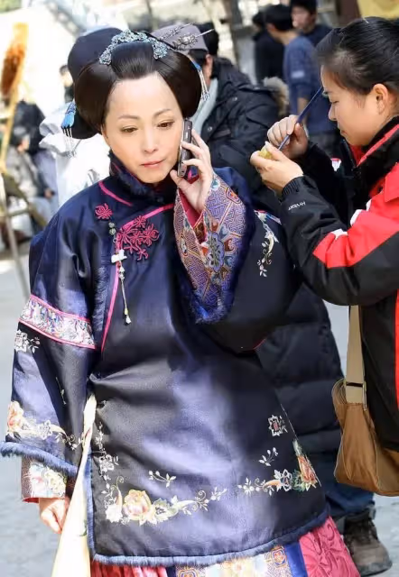 19歲出道!「差點被解僱」與林正英虐戀情深 後成為最醜星女郎 「41歲嫁痴情富商」至今無子