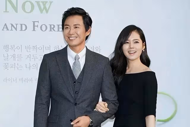 23歲嫁富二代，結婚10年「生不出孩子」，這個女明星逆襲打臉了…