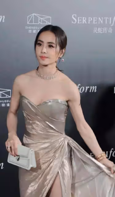 「發胖」後的蔡依林真的是美炸了!身材已達巔峰狀態,網友:完全不給模特留活路
