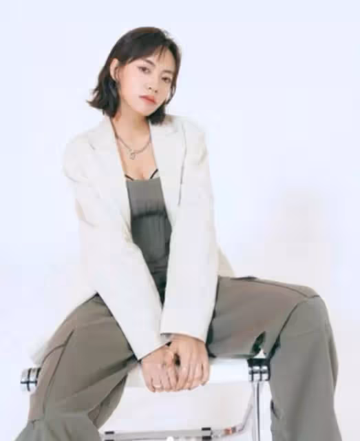 星二代聚首一堂!焦恩俊女兒美貌出眾,胡瓜兒子身材壯碩模樣帥氣,看到徐乃麟長子:被驚艷了