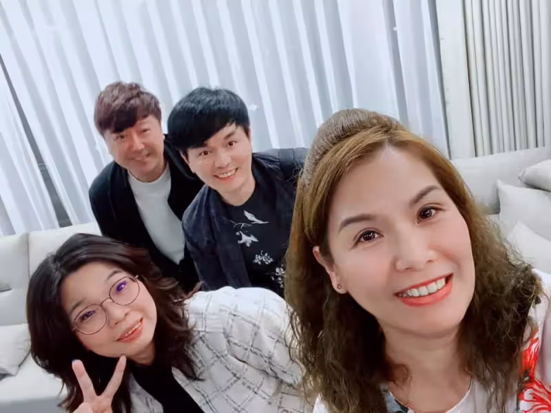 《紅人榜》女星勇破20關出專輯，全為了失智母回家鄉席開百桌，一看到媽媽忍不住眼眶泛淚