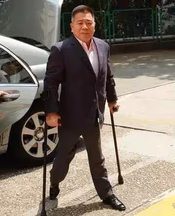 黎姿：嫁給殘障的馬延強生3個女兒，她過得真的快活嗎