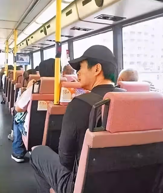 周潤發：我一生不要孩子，不與成龍周星馳合作，死後捐出所有財產！