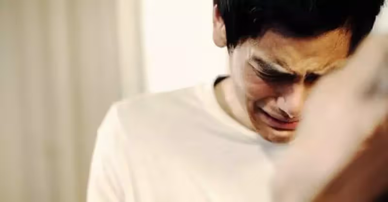 兒子養岳母卻不養親媽，被罵成白眼狼，兒子:我們只是親戚