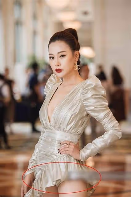 明星Phuong Oanh的美貌,吊打國內一線女星