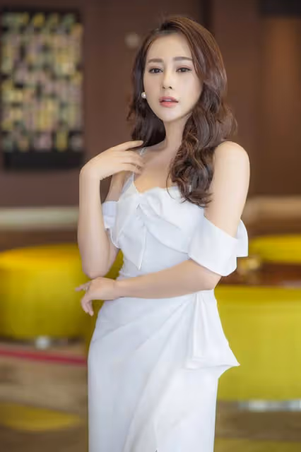 明星Phuong Oanh的美貌,吊打國內一線女星