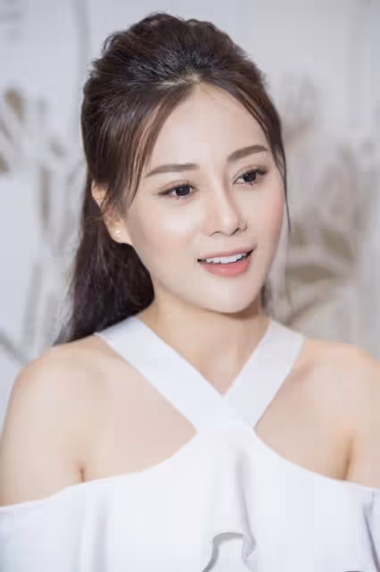 明星Phuong Oanh的美貌，吊打國內一線女星