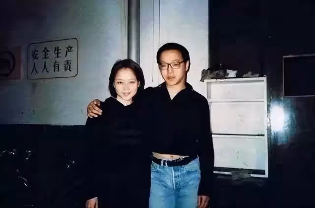 對比張柏芝、高原等情敵，53歲的王菲不僅贏了臉，還教好了孩子