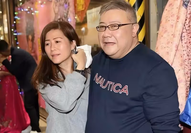 恭喜!61歲香港知名男星宣布年底結婚,兩人確定戀愛關系僅7個月,自曝婚後將把財產贈予對象