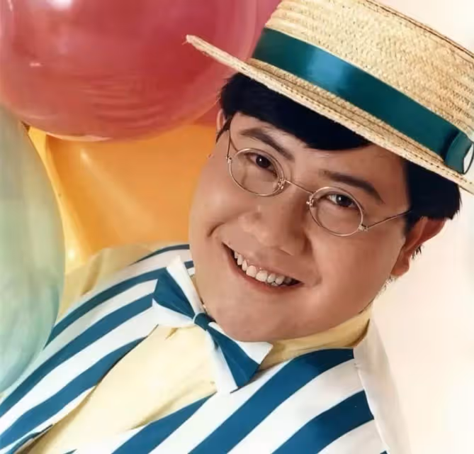 恭喜!61歲香港知名男星宣布年底結婚,兩人確定戀愛關系僅7個月,自曝婚後將把財產贈予對象