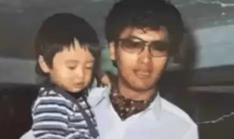 太神了!周潤發「抱過的2個孩子」一個成天王級影帝,一個成金像最佳男配:奇跡般的男人