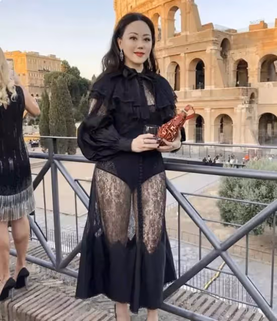 敗光兩個富豪家產的章小蕙,20年後再看她,前後差距一個天一個地